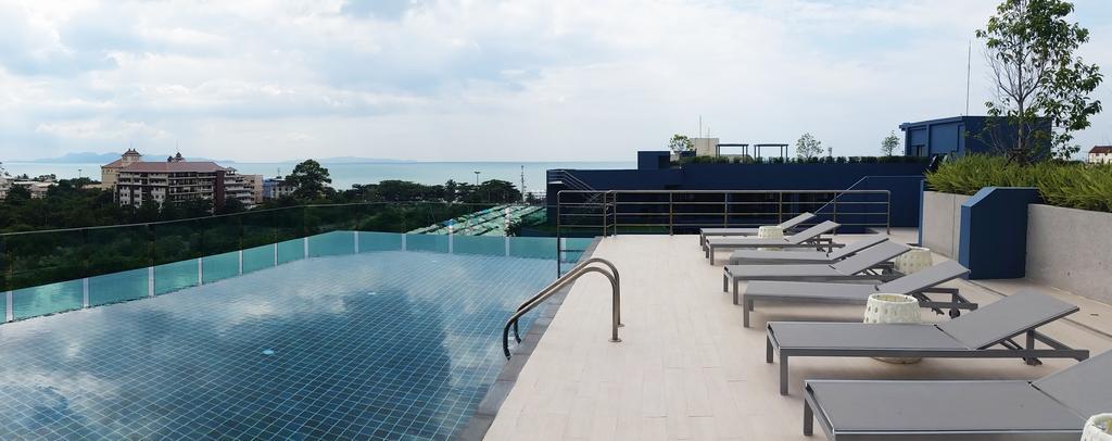 Acqua - 100 Meters From Jomtien Beach Pattaya Exteriör bild